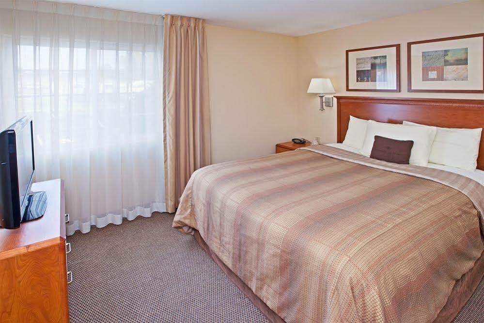 Candlewood Suites Louisville Airport By Ihg Exterior photo