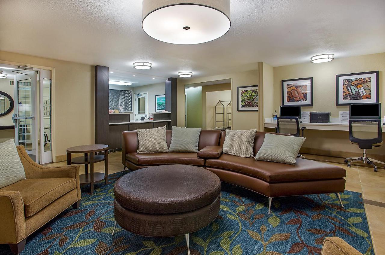 Candlewood Suites Louisville Airport By Ihg Exterior photo